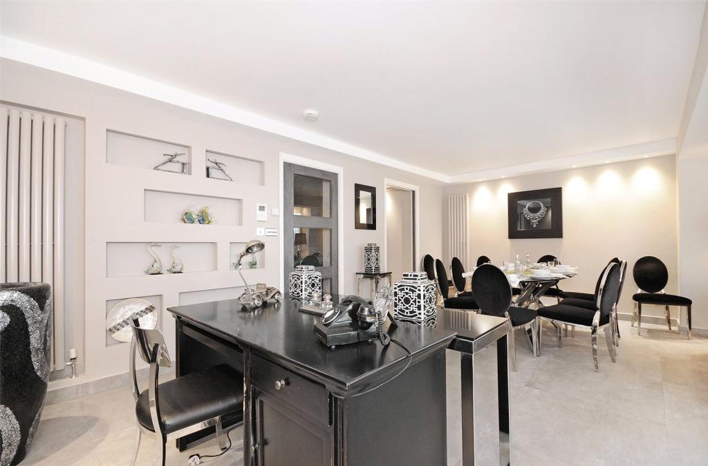 Court-close-st-johns-wood-nw8