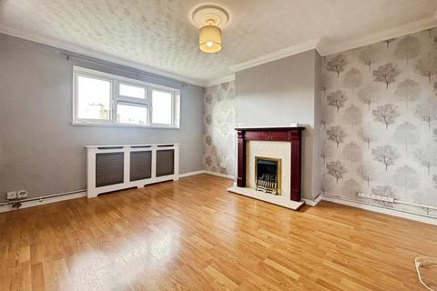 2 bedroom maisonette for sale, Church Street, Chalvey, Slough