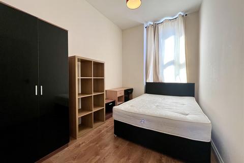 3 bedroom apartment to rent, Tosson Terrace, Heaton