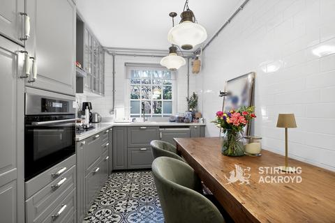 1 bedroom apartment for sale, Teale Street, London, E2