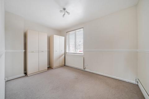 undefined, Sweet Briar Drive, Calcot, Reading