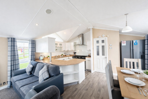 2 bedroom lodge for sale, Ilfracombe Devon
