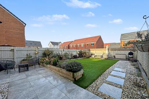 3 bedroom semi-detached house for sale, Maguire Close, Grove, OX12