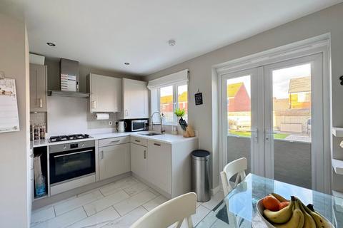3 bedroom semi-detached house for sale, Maguire Close, Grove, OX12