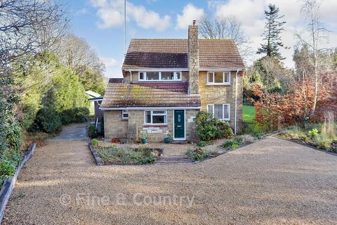 3 bedroom detached house for sale, Bedbury Lane, Freshwater, Isle of Wight
