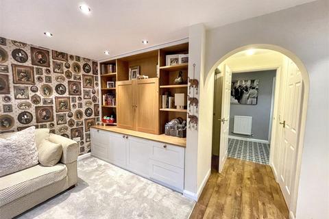 4 bedroom detached house for sale, Goldfinch Road, Uppingham, Oakham