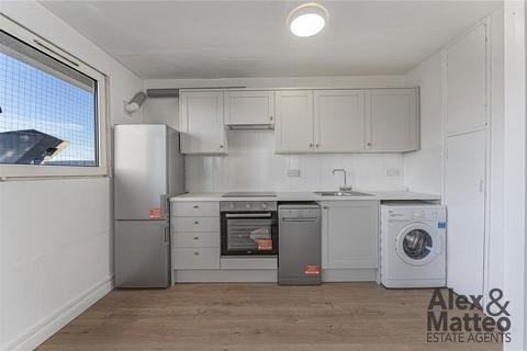 2 bedroom flat to rent, Columbia Point, Canada Water, SE16