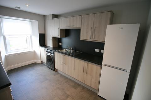 2 bedroom flat to rent, Hamilton Street, Carluke, South Lanarkshire, ML8