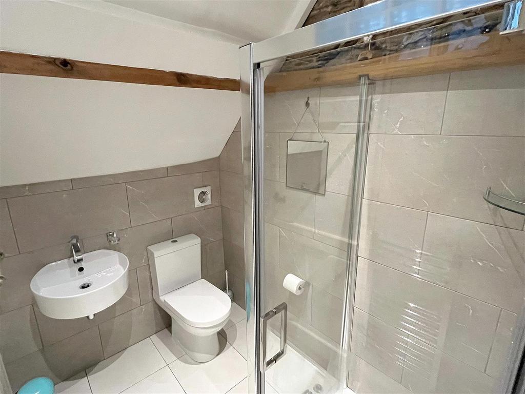 Ensuite Shower Room to Bedroom One.jpg