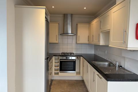 2 bedroom flat to rent, Upper Grosvenor Road, Tunbridge Wells