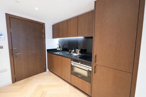 Studio for sale, Marsh Wall, London E14