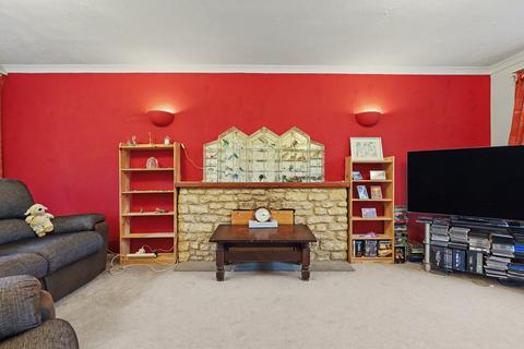 4 bedroom detached house for sale, Chipperfield Park Road, Banbury OX15