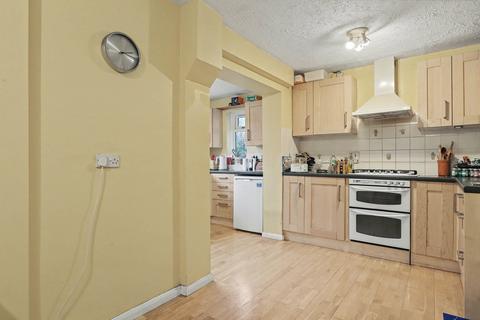 4 bedroom detached house for sale, Chipperfield Park Road, Bloxham OX15