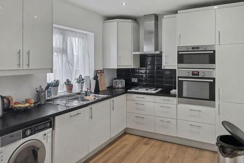 3 bedroom terraced house for sale, Barmouth Avenue, Greenford UB6