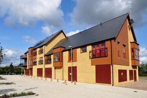 Retail property (high street) to rent, Horton Ln Epsom KT19 8SP