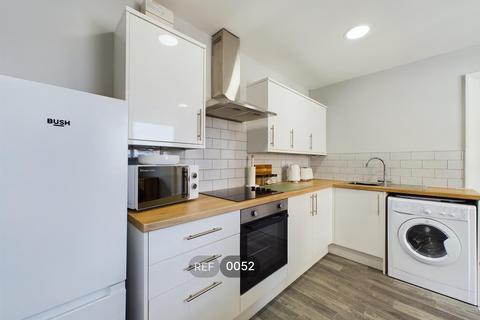 1 bedroom flat to rent, Lawson Court, 198 High Street, Hull, HU1 1HA