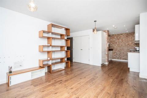 2 bedroom flat to rent, Bevenden Street, London N1