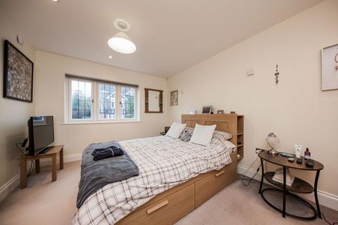 2 bedroom flat for sale, Kingswood Road, Tunbridge Wells