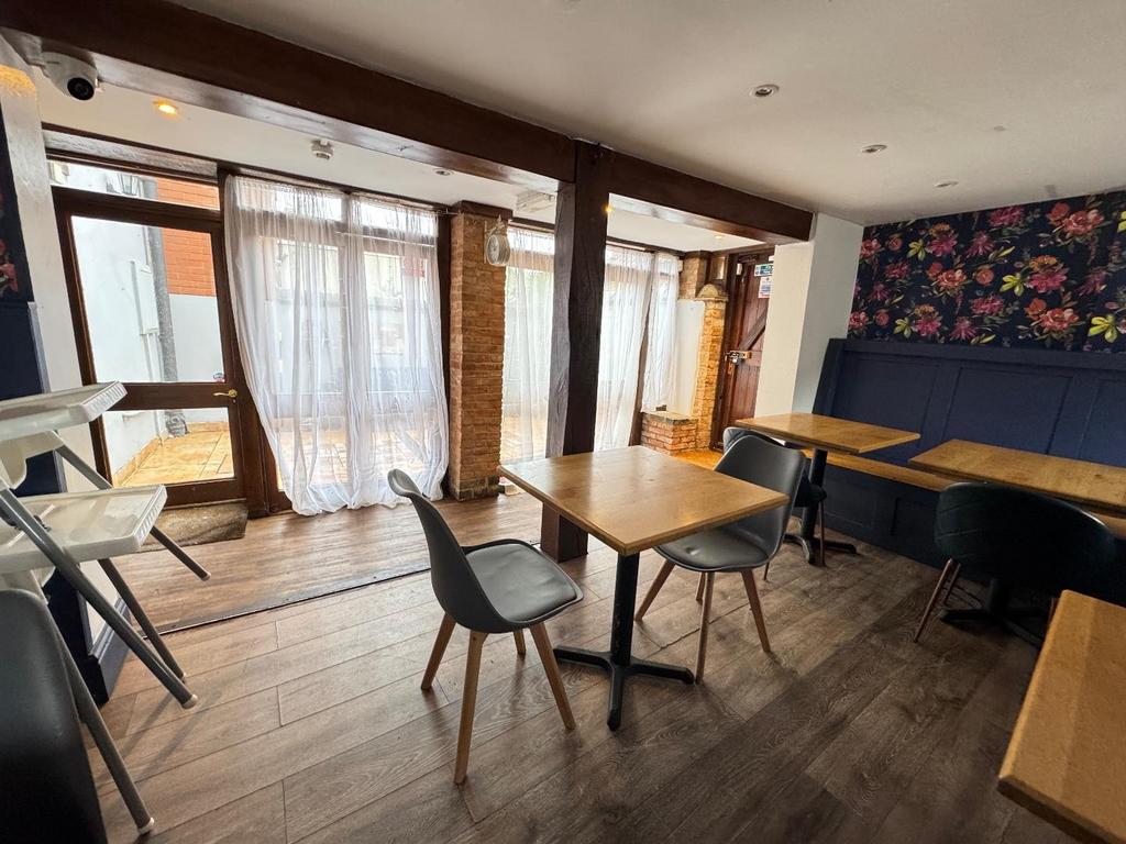 Rear Lounge Area