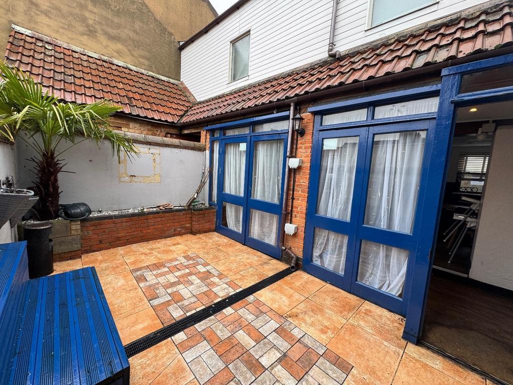 Rear Court Yard Area