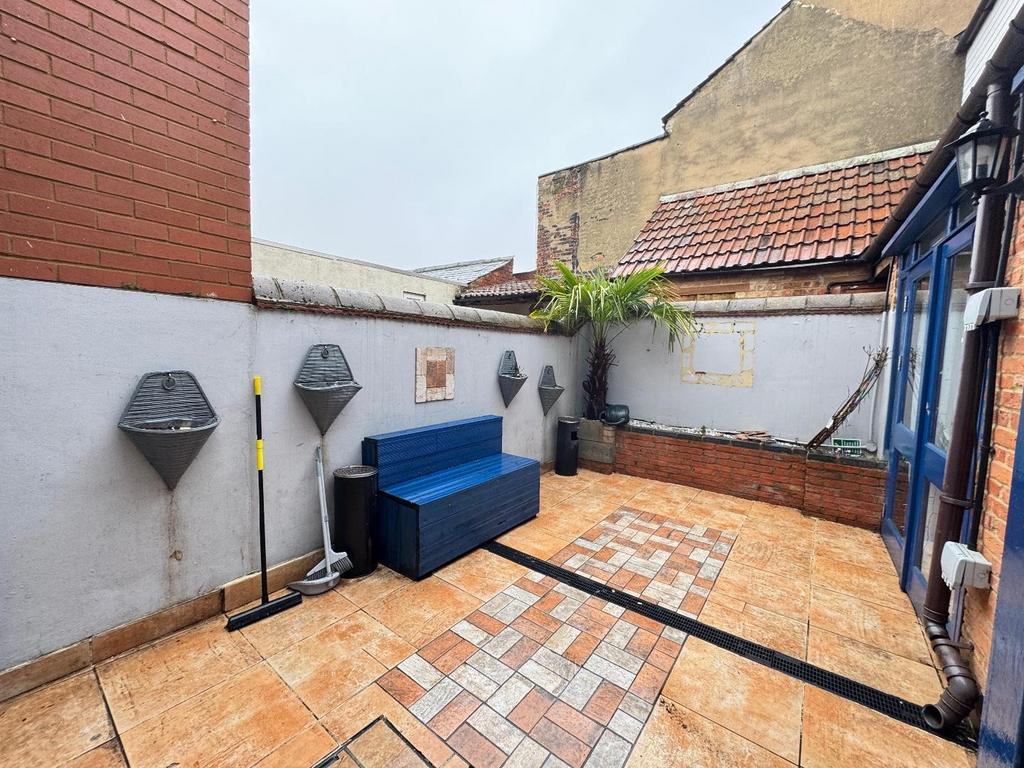 Rear Court Yard Area