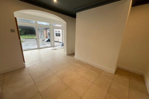 undefined, Clifton Drive North,  Lytham St. Annes, FY8