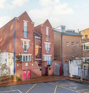 Clarence Street, Kingston Upon Thames KT1