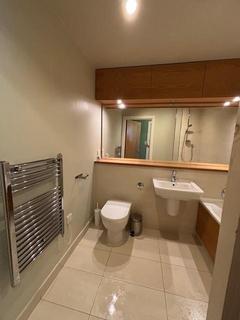 2 bedroom flat for sale, St Georges Island, Block 1, 1 Kelso Place