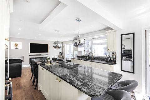 5 bedroom detached house for sale, Meadow Way, Surrey KT15