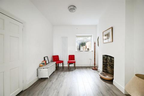 3 bedroom house for sale, Central Park Road, London E6