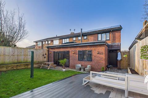 4 bedroom semi-detached house for sale, Broadmeadows, East Herrington, Sunderland
