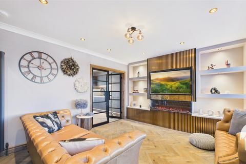 4 bedroom semi-detached house for sale, Broadmeadows, East Herrington, Sunderland