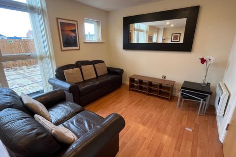 2 bedroom duplex to rent, Bottle Bank, Gateshead, NE8