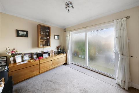 3 bedroom semi-detached house for sale, Whitton Waye, Whitton TW3