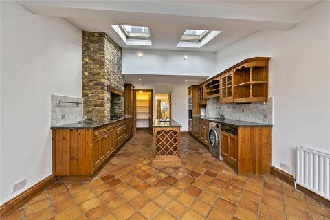3 bedroom terraced house to rent, Old Palace Lane, Richmond, TW9