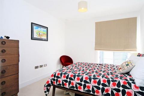 2 bedroom apartment to rent, Masters Court, Lyon Road