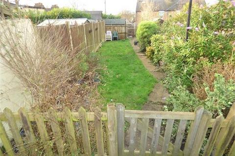 2 bedroom cottage to rent, St Peters Road, Brentwood, Brentwood,