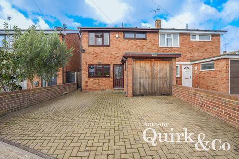 3 bedroom semi-detached house for sale, Brindles, Canvey Island, SS8