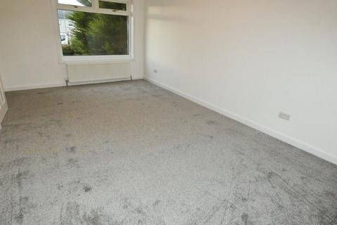 3 bedroom terraced house to rent, Kilbrannan Avenue, Saltcoats KA21