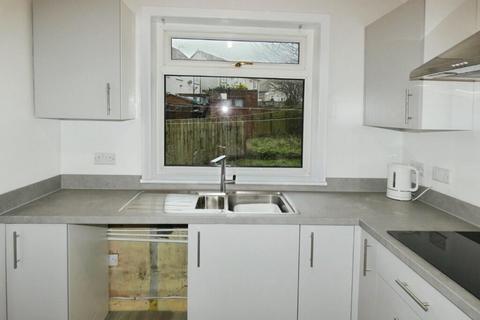 3 bedroom terraced house to rent, Kilbrannan Avenue, Saltcoats KA21