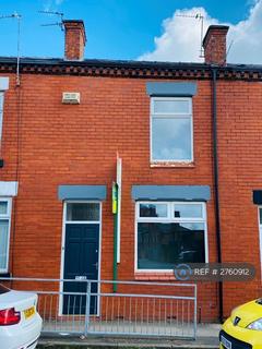 2 bedroom terraced house to rent, Thomas Street, Atherton, Manchester, M46
