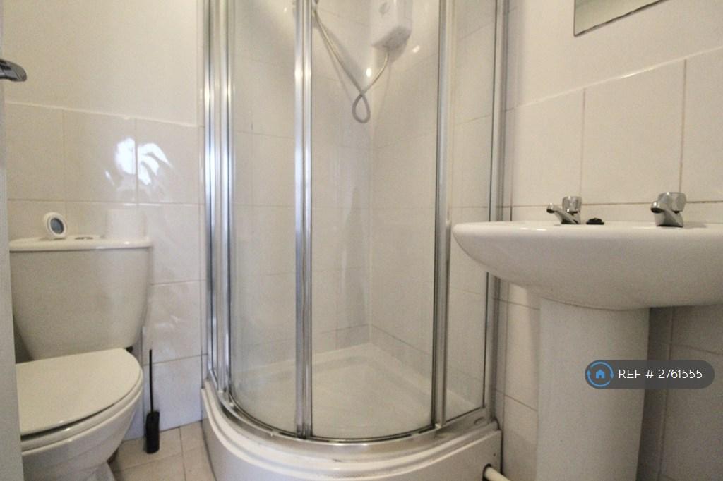 En Suite Shower Room