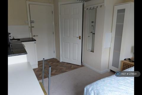 1 bedroom in a house share to rent, Wensleydale, Hemel Hempstead, HP2