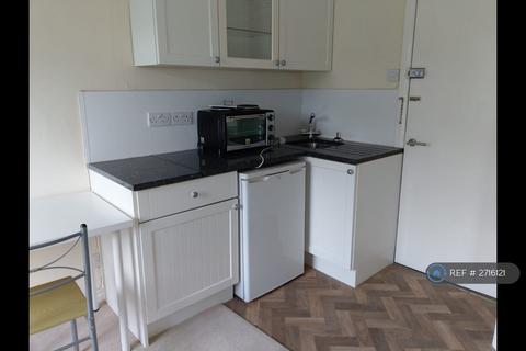 1 bedroom in a house share to rent, Wensleydale, Hemel Hempstead, HP2