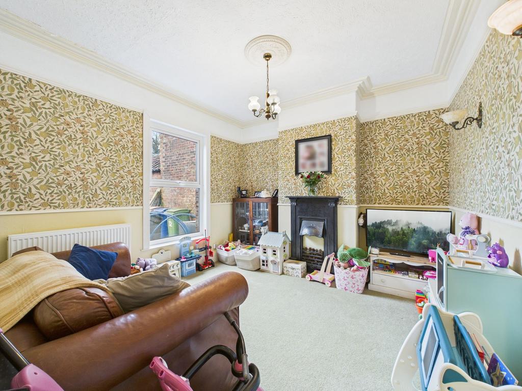 Dining room/ play room
