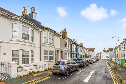 4 bedroom terraced house to rent, Windmill Street, Brighton BN2
