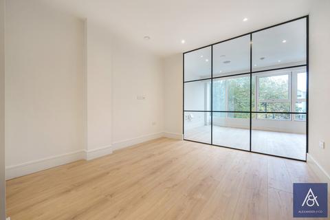 2 bedroom flat to rent, Virginia House, 50 Walton Street HP21
