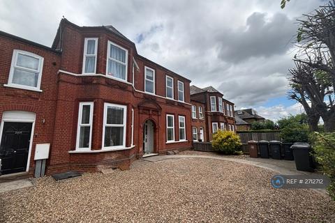 2 bedroom flat to rent, Brownhill Road, London, SE6