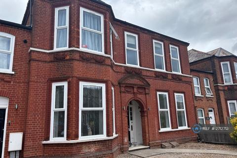 2 bedroom flat to rent, Brownhill Road, London, SE6