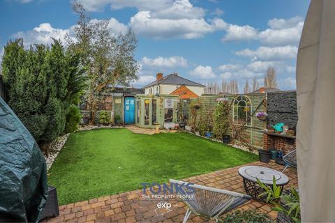 3 bedroom semi-detached house for sale, Grafton Road, Oldbury B68